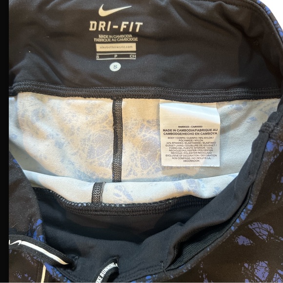 Nike Printed Engineered Tight leggings - Picture 7 of 8